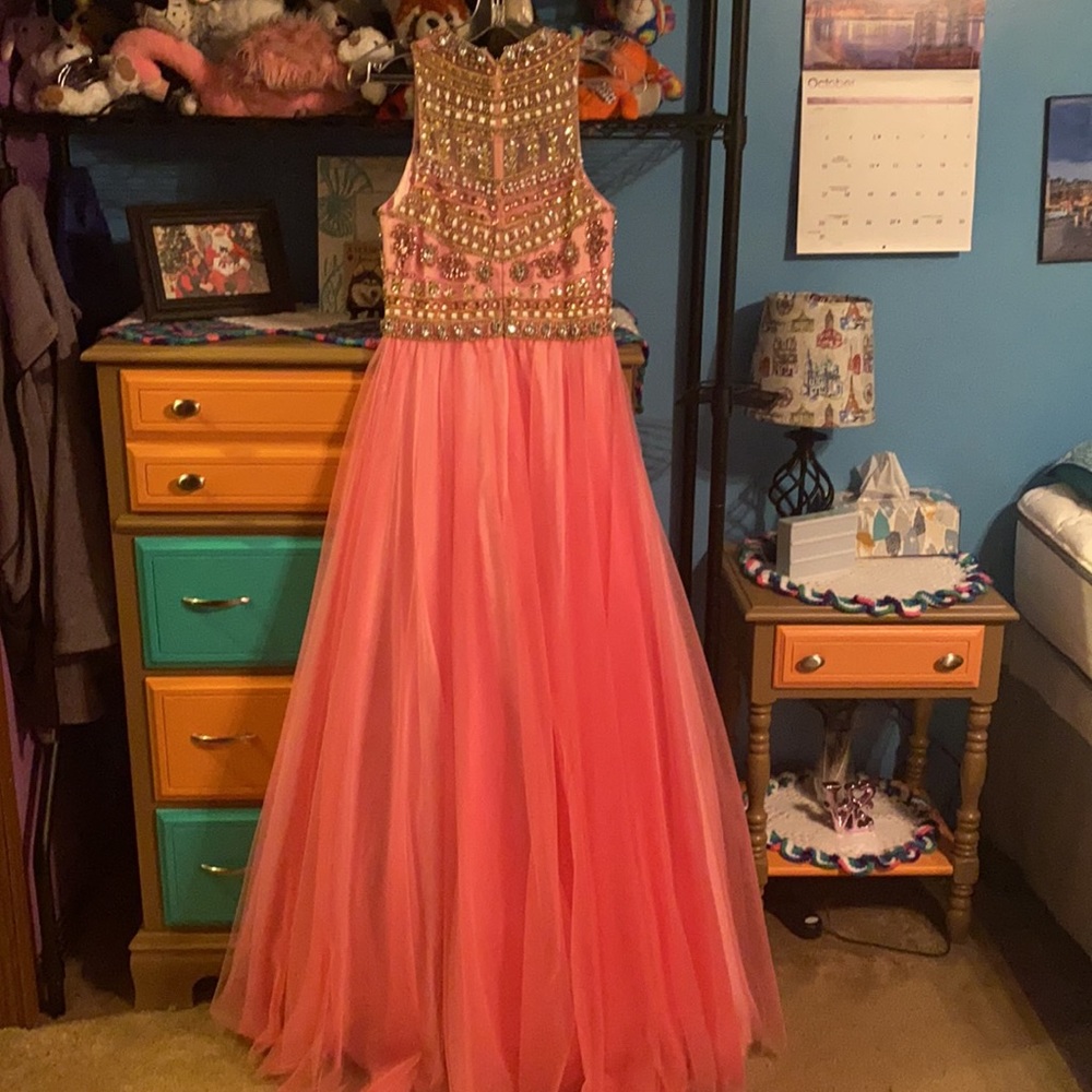 Prom dress - Picture 7 of 11